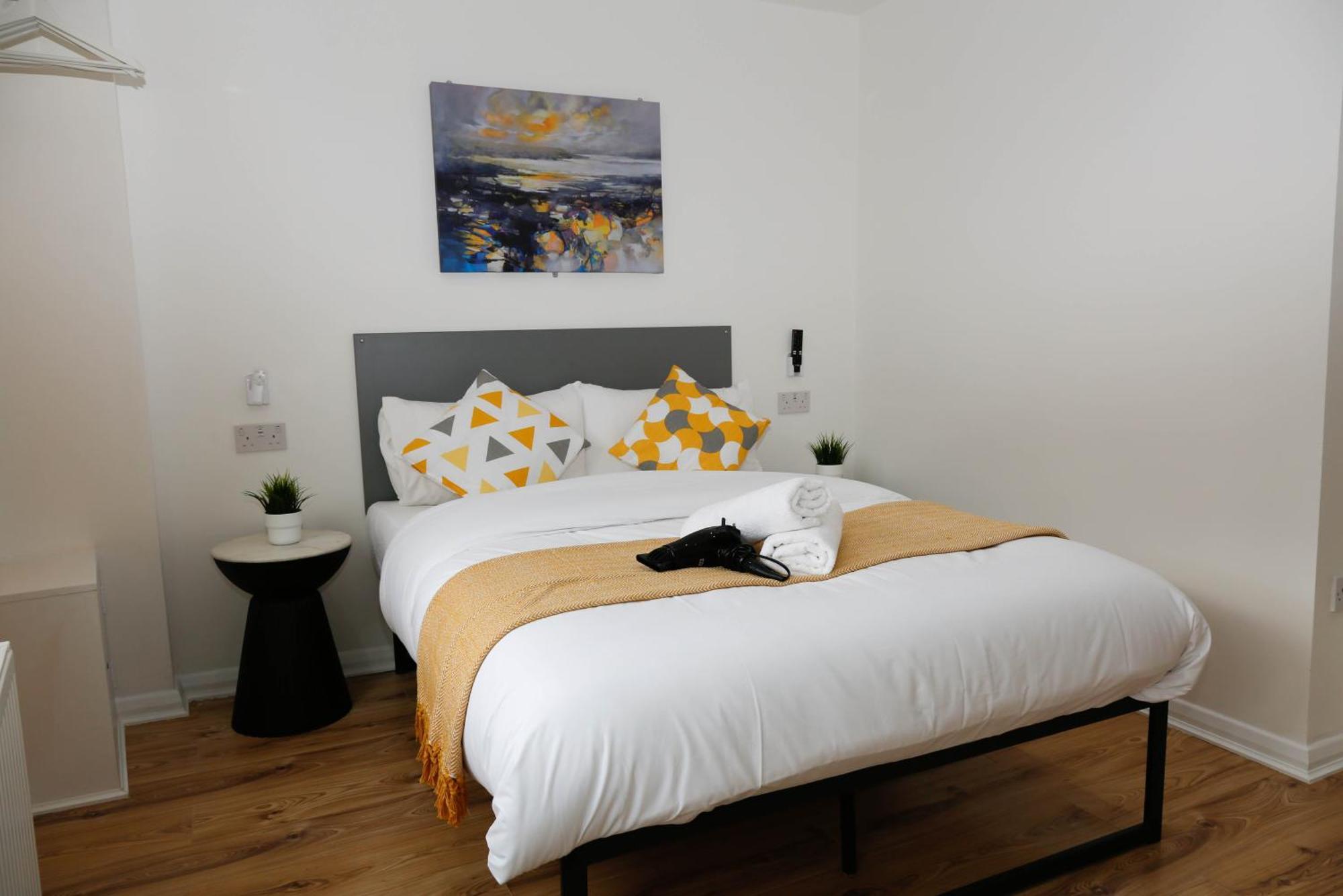 New Luxury Apartments In Central London Next To Shops, Cafes, Bars & Metro Eksteriør bilde
