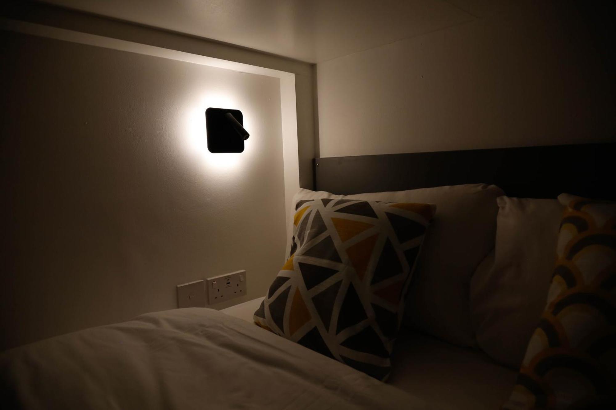 New Luxury Apartments In Central London Next To Shops, Cafes, Bars & Metro Eksteriør bilde