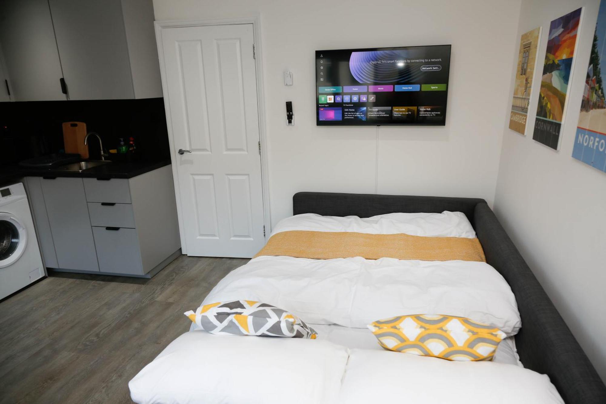 New Luxury Apartments In Central London Next To Shops, Cafes, Bars & Metro Eksteriør bilde